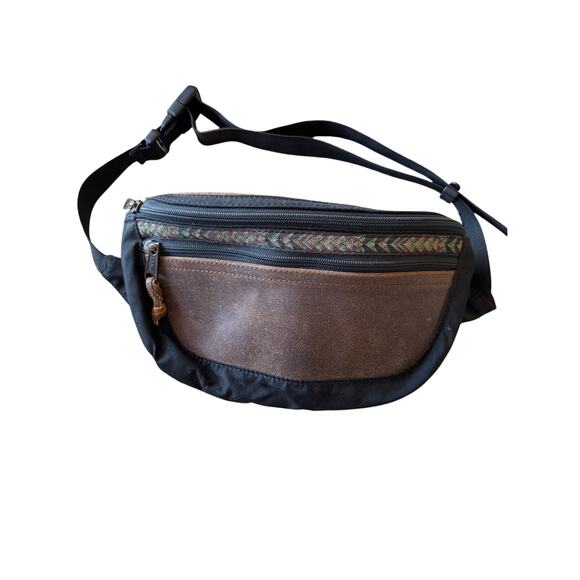 Vintage L.L.Bean Leather Nylon Aztec Trimmed USA Made Adjustable Crossbody Bag